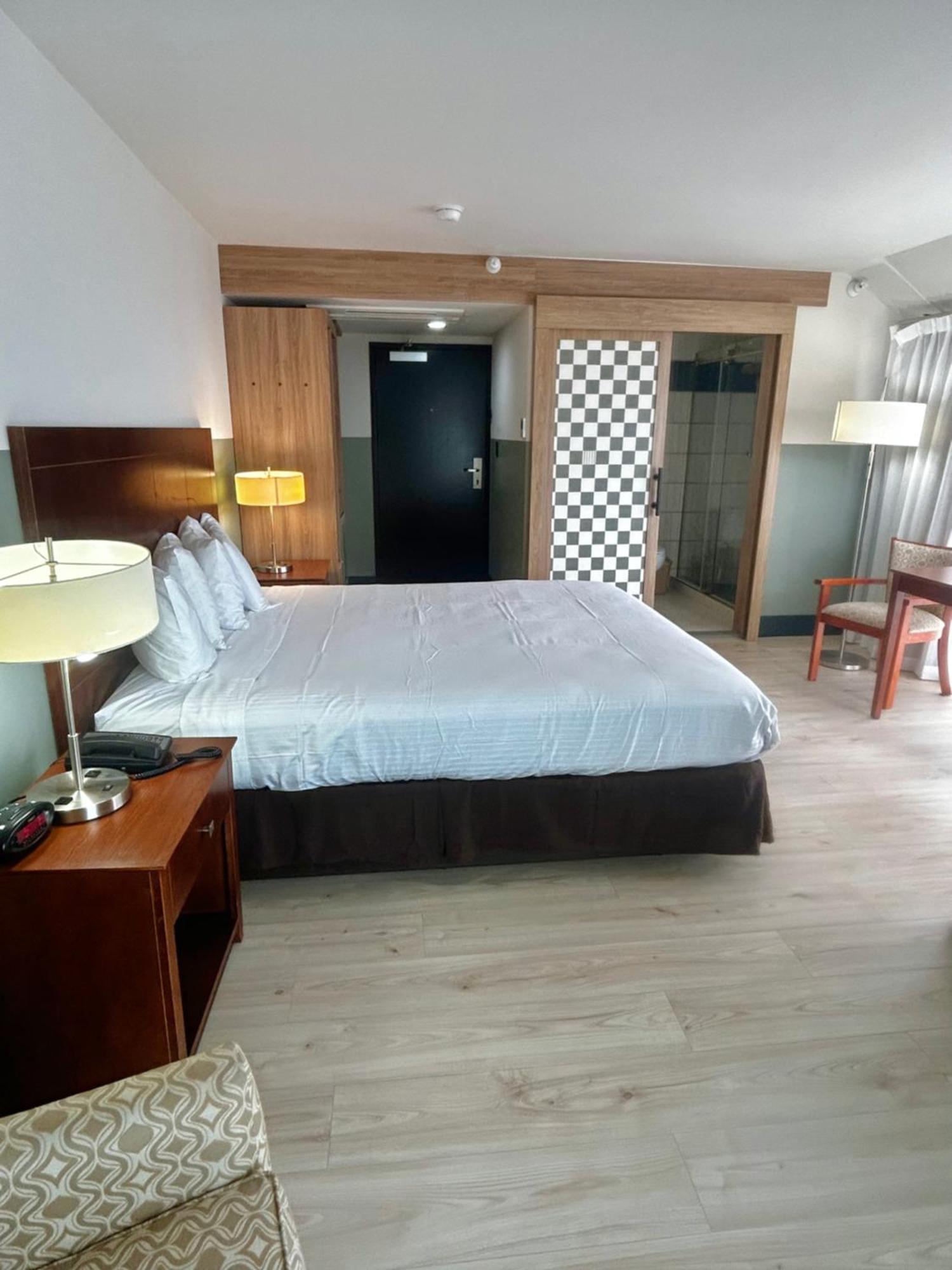 Huntington Beach Inn Eksteriør billede